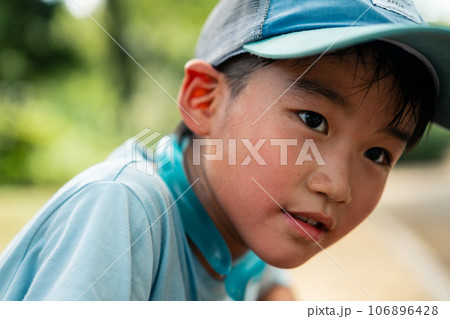 7 years old 106896428