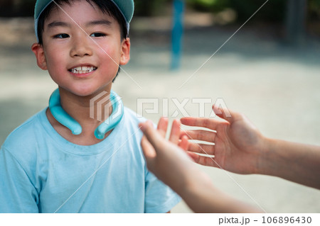 7 years old 106896430