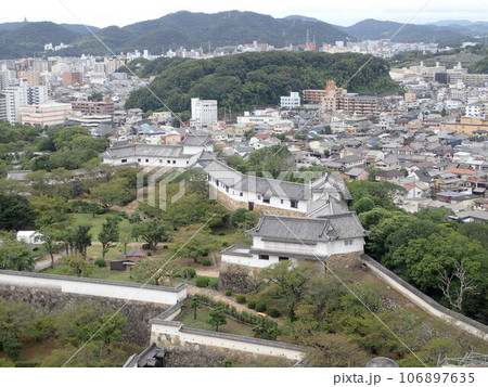兵庫県姫路市にあり現存12天守の一つで黒田重隆、黒田職隆、黒田孝高(官兵衛、如水)が城代だった姫路城 兵庫県姫路市にあり現存12天守の一つで黒田重隆、黒田職隆、黒田孝高(官兵衛、如水)が城代だった姫路城 106897635