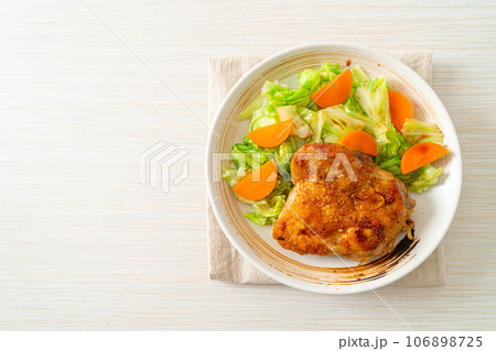 teppanyaki chicken steak with cabbage and carrot teppanyaki chicken steak with cabbage and carrot 106898725