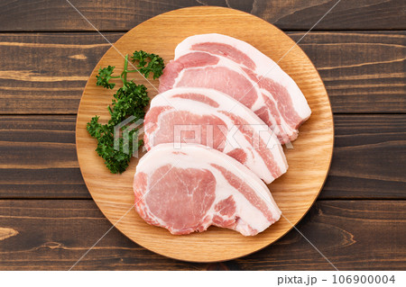 豚の厚切りロース肉 豚の厚切りロース肉 106900004