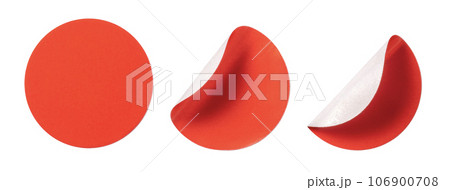 円形の赤いステッカー 106900708