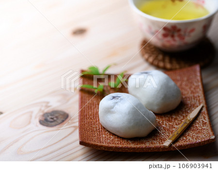 日本を代表する和菓子 薄皮まんじゅう ( 薄皮饅頭 )田舎饅頭 饅頭 日本を代表する和菓子 薄皮まんじゅう ( 薄皮饅頭 )田舎饅頭 饅頭 106903941