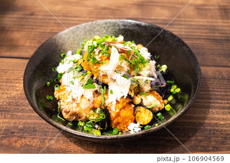 揚茄子と唐揚げのおろしポン酢あえ 106904569