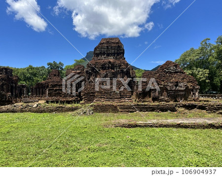 ベトナム中部にある世界遺産・ミーソン遺跡 ベトナム中部にある世界遺産・ミーソン遺跡 106904937
