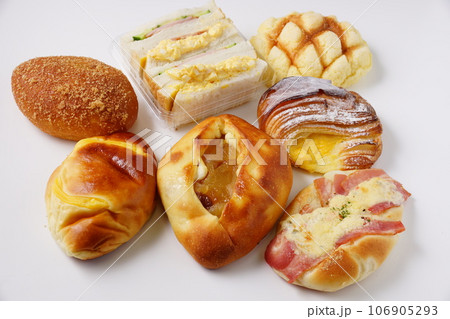 惣菜パンと菓子パン 惣菜パンと菓子パン 106905293