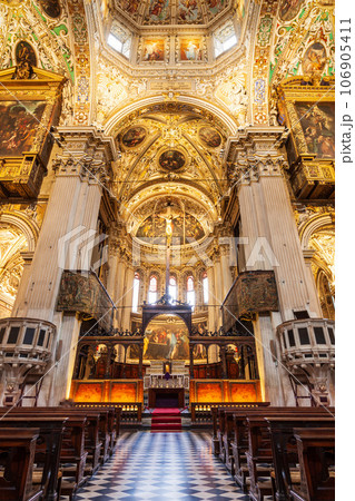 Santa Maria Maggiore Basilica interior 106905411