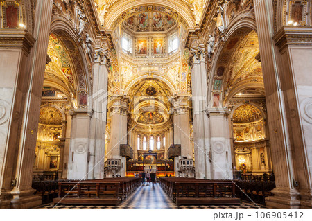 Santa Maria Maggiore Basilica interior 106905412