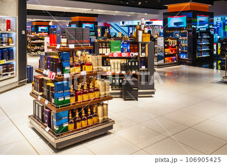 Duty Free, Dubai International Airport Duty Free, Dubai International Airport 106905425