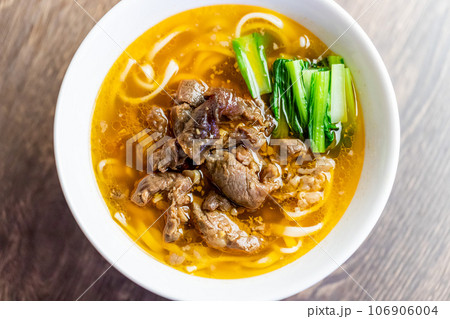 牛肉麺(ニュウロウミェン) 牛肉麺(ニュウロウミェン) 106906004
