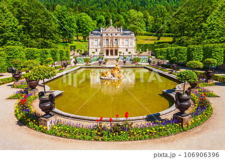 Schloss Linderhof Palace in Bavaria, Germany Schloss Linderhof Palace in Bavaria, Germany 106906396