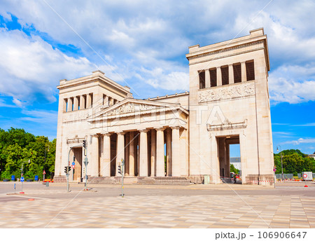 Propylaea city gate in Munich, Germany 106906647