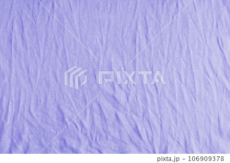 Wrinkled, crumpled purple jersey fabric texture background 106909378