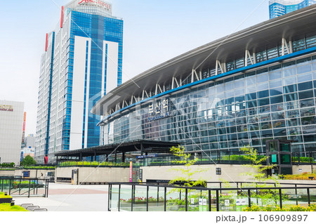 韓国　プサン駅 106909897