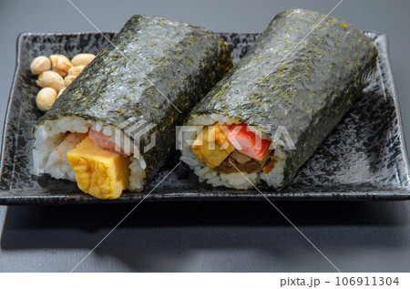 節分の恵方巻 節分の恵方巻 106911304