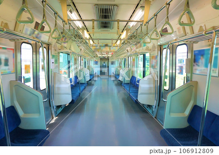 JR　東日本　電車内　 106912809