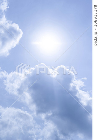 夏空の太陽と雲　横浜 106915179