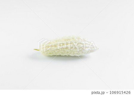 白いゴーヤ 106915426