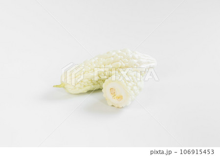 白いゴーヤ 106915453