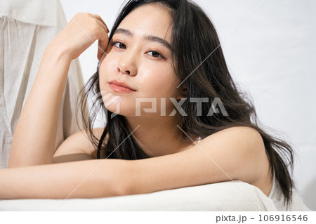 若い女性のビューティーイメージ 若い女性のビューティーイメージ 106916546