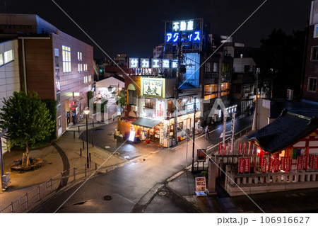《東京都》ノスタルジックな街並み・東京下町夜景 106916627