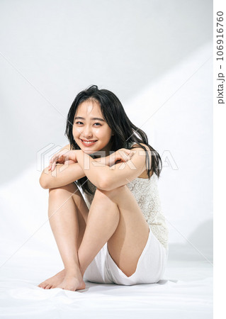 若い女性のポートレート 若い女性のポートレート 106916760