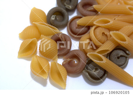 乾燥パスタ　　素材 106920105