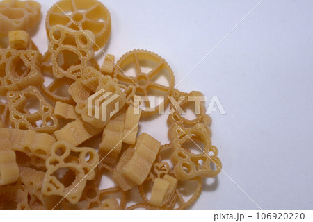 乾燥パスタ　素材 106920220