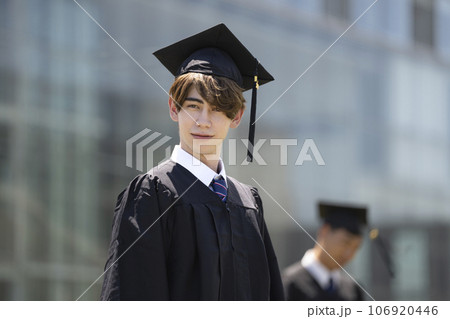 アカデミックガウン 男性 オファー 大学