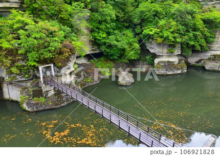奇岩連なる景勝地 天然記念物 塔のへつり 奇岩連なる景勝地 天然記念物 塔のへつり 106921828