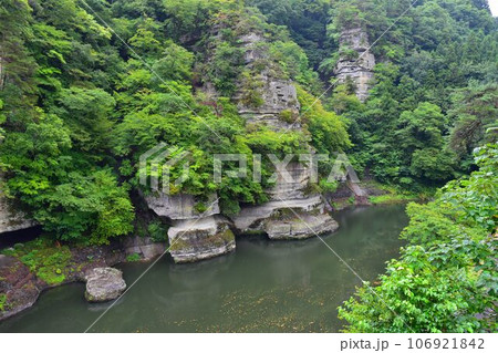 奇岩連なる景勝地 天然記念物 塔のへつり 奇岩連なる景勝地 天然記念物 塔のへつり 106921842