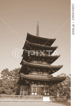 興福寺　五重塔 106924807