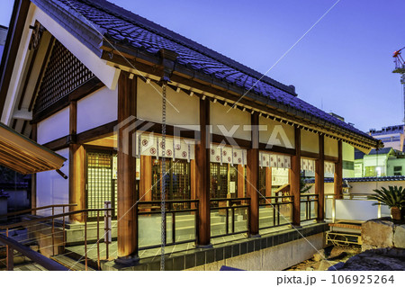 福井市街　柴田神社　拝殿　福井県福井市 106925264