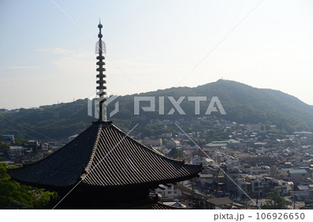 天寧寺海雲塔と尾道の街並-1 天寧寺海雲塔と尾道の街並-1 106926650