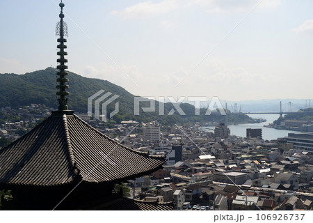 天寧寺海雲塔と尾道の街並-2 天寧寺海雲塔と尾道の街並-2 106926737