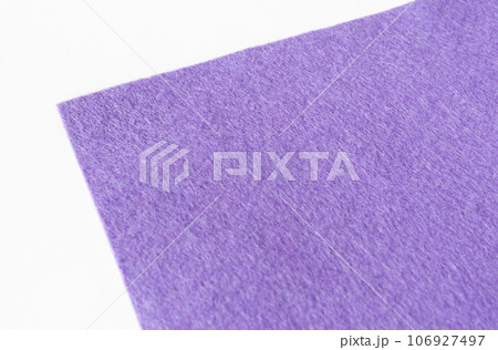 紫色のフェルト　手芸用品 106927497