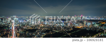 東京の夜景 パノラマ撮影 コピースペース有り 東京の夜景 パノラマ撮影 コピースペース有り 106928181