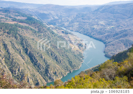 canyon of ribeira sacra 106928185