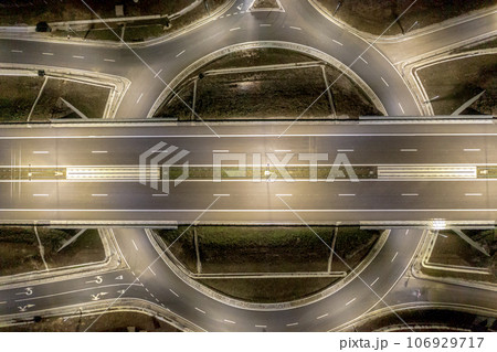 urban highway intersection  106929717