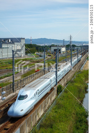 九州・山陽新幹線 N700系 8000番台(JR九州所属車両)の写真素材