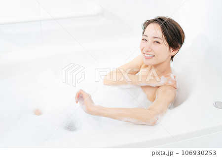 バブルバス バスタイム 癒し バブルバス バスタイム 癒し 106930253