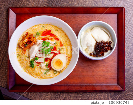 豆漿鶏湯麺（トウジャンジータンメン） 106930742