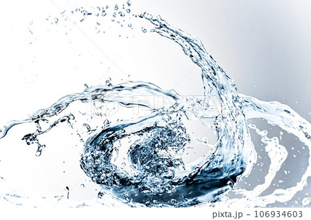 飛び散る水しぶき　AI生成画像 106934603