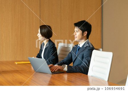 ビジネス 商談 ビジネス 商談 106934691