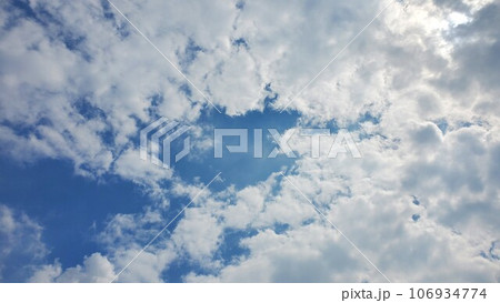 雲の多い空 雲の多い空 106934774