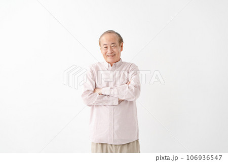 シニア男性 ポートレート カジュアル シニア男性 ポートレート カジュアル 106936547