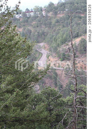 Mountain Pass Driving down from Estes Park 106939816