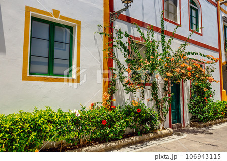 Architecture of Puerto de Mogan, a fishing port, Gran Canaria, Spain. Puerto de Mogan is called Little Venice of the canaries. 106943115