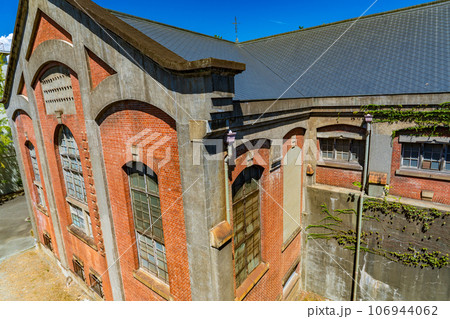 京都市左京区　煉瓦造りの蹴上水力発電所 106944062