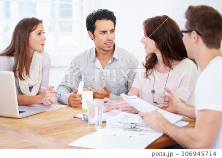 Meeting, talking and discussion of business people with teamwork, documents and seminar collaboration, advice or ideas. Paperwork, planning and brainstorming of speaker or group listening to feedback 106945714